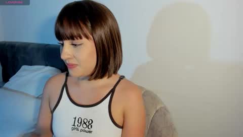 Snapshot of mia_blaiir chatting on 03-10-26, 03:22 Mia Blair online show from 03-10-26, 03:22