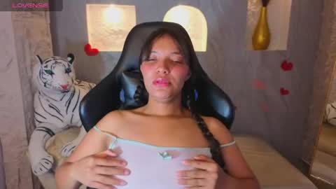 mia_blue_b online show from 04-09-26, 04:12