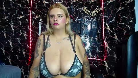 mia Independent model Thanks to everyone for your support online show from 10-30-25, 01:51