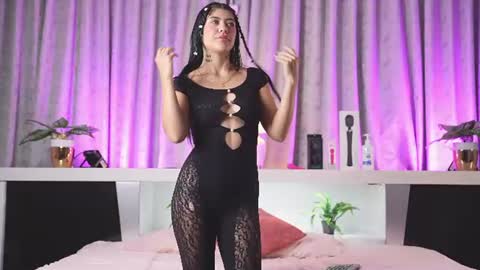 mia_buny_ online show from 06-10-26, 12:26