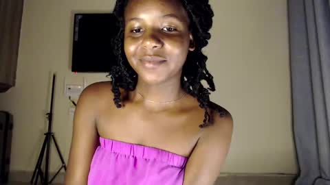 Snapshot of mia_c102130 chatting on 01-03-25, 09:26 MIA online show from 01-03-25, 09:26
