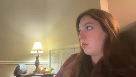 Mia online show from 02-08-26, 11:41