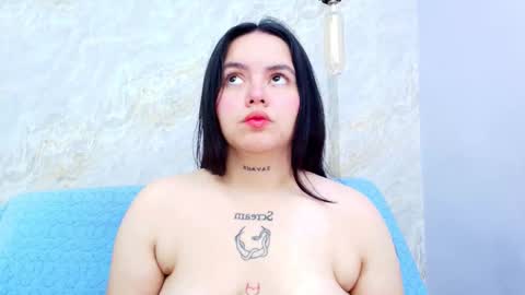 Mia  online show from 10-09-25, 12:03