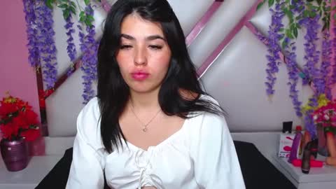 mia_charlothe online show from 01-11-25, 07:06