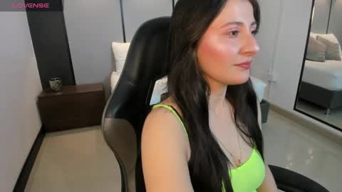 M I A  online show from 05-20-26, 02:29