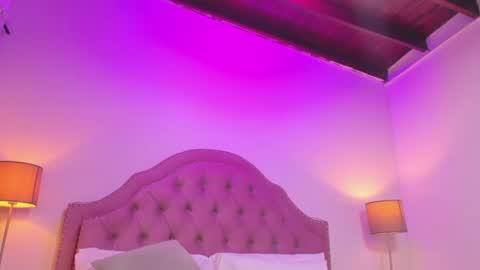 Mia Culpa online show from 06-12-26, 04:06