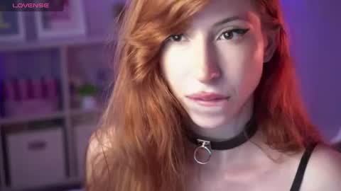 Snapshot of mia_daddysgirl_ chatting on 07-06-26, 08:44 Hi I am Mia online show from 07-06-26, 08:44
