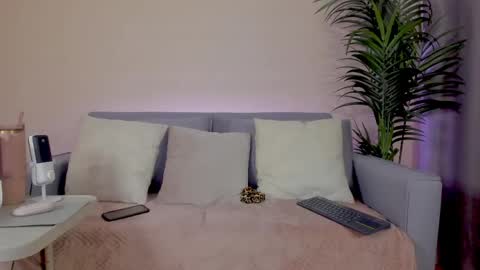 Sarah Luna online show from 05-09-26, 12:10