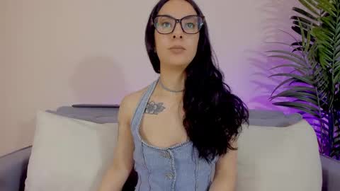 Sarah Luna online show from 06-07-26, 01:59