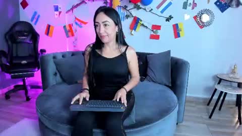 mia_davis__ online show from 06-30-26, 11:22
