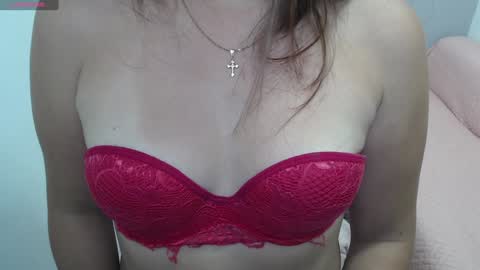 Mia online show from 01-13-25, 03:47