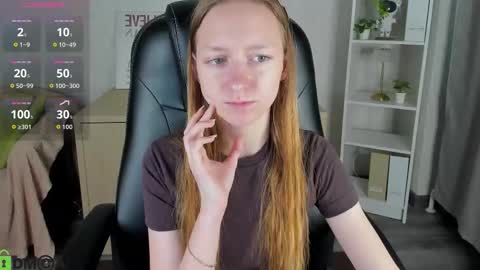 mia_e1fie online show from 11-03-25, 09:21