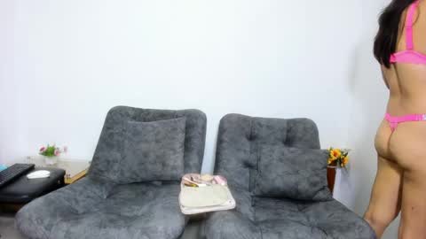 mia_eduard69 online show from 04-01-26, 10:16