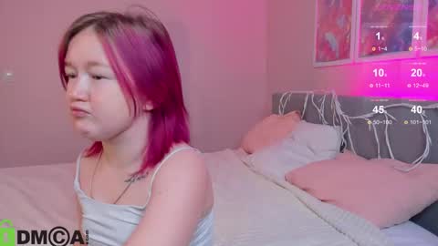 Mia online show from 09-16-25, 03:07