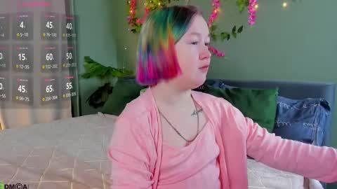 Mia online show from 12-20-25, 02:40