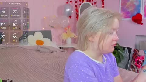 Mia online show from 02-24-26, 03:04