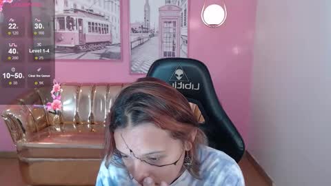 Snapshot of mia_foster_t chatting on 10-30-25, 02:18 Mia online show from 10-30-25, 02:18