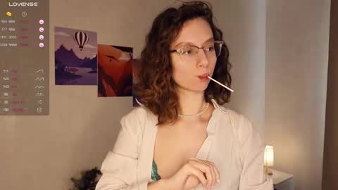 Mia  online show from 02-15-25, 10:00