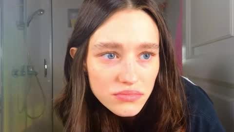 Snapshot of mia_g_ chatting on 03-03-25, 05:31 Mia online show from 03-03-25, 05:31