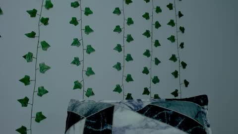 Snapshot of mia_garcia2 chatting on 11-06-25, 10:10 MIA online show from 11-06-25, 10:10