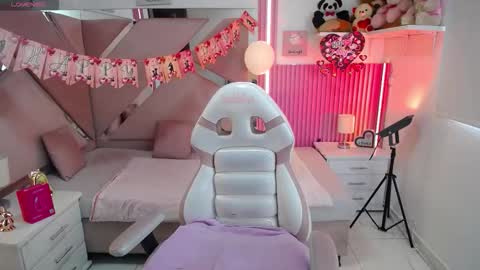 mia_garcia28 online show from 02-17-26, 08:26