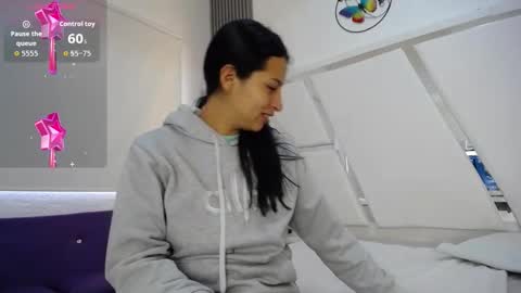 mia_garcia28 online show from 03-18-26, 07:50