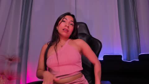 Mia online show from 12-12-24, 02:55