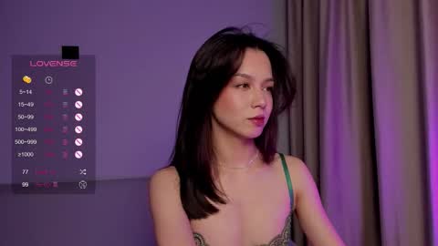 Mia online show from 10-26-25, 04:13