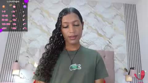 Snapshot of mia_hiills chatting on 05-29-26, 12:47 Mia Hiills online show from 05-29-26, 12:47