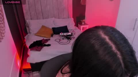 Snapshot of mia_jagger chatting on 03-20-26, 07:30 Val online show from 03-20-26, 07:30