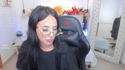    online show from 12-12-24, 01:17