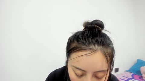 mia kaneee online show from 12-12-24, 03:21