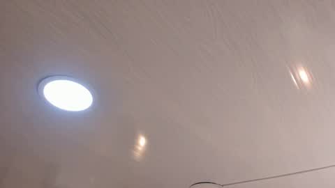 Mia online show from 11-12-25, 03:07