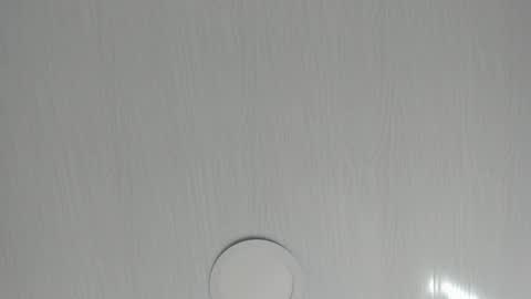 Mia online show from 03-19-26, 09:30