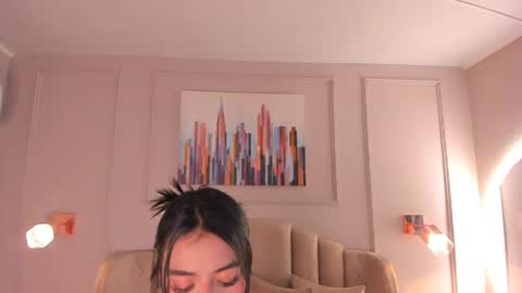 Mia online show from 05-10-26, 04:17