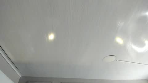 Snapshot of mia_kisses2 chatting on 06-30-26, 03:40 Mia online show from 06-30-26, 03:40