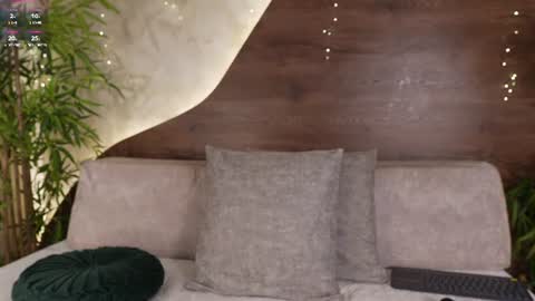 mia_lacy online show from 06-22-26, 10:18