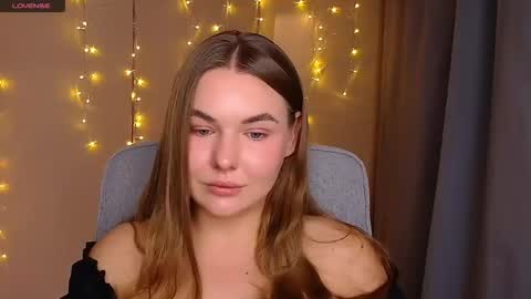 mia_lemm online show from 09-26-25, 07:56