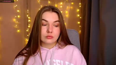 mia_lemm online show from 10-01-25, 07:25