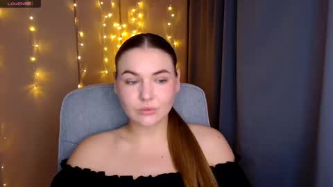 mia_lemm online show from 10-13-25, 07:19