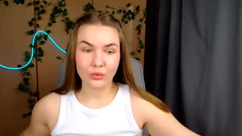 mia_lemm online show from 04-24-26, 06:38