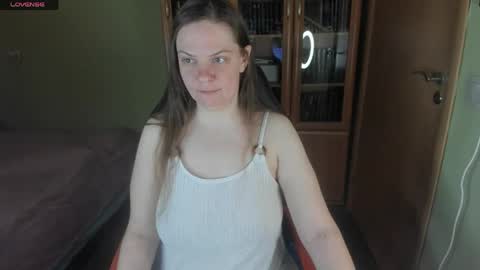 mia_lores online show from 05-12-26, 09:28