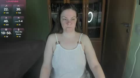 mia_lores online show from 05-21-26, 09:05