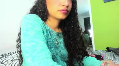 Snapshot of mia_love1111 chatting on 10-26-25, 09:37 Mia online show from 10-26-25, 09:37