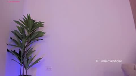 MIA LOVE   online show from 02-12-25, 03:07