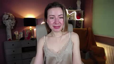 Mia online show from 01-25-25, 12:37