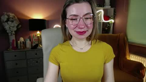 Mia online show from 02-20-25, 08:06