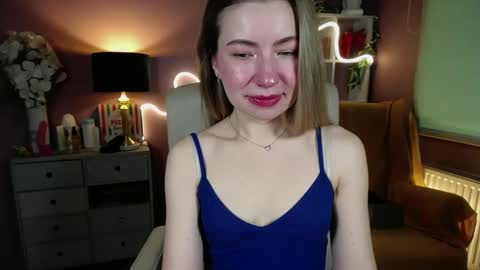 Mia online show from 02-21-25, 08:18