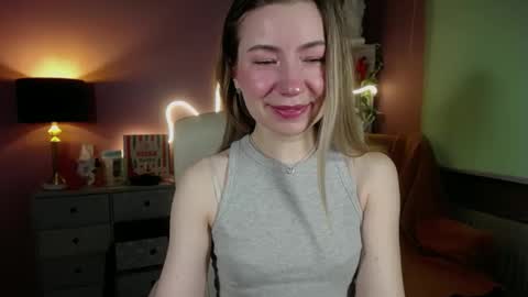 Mia online show from 02-28-25, 07:58