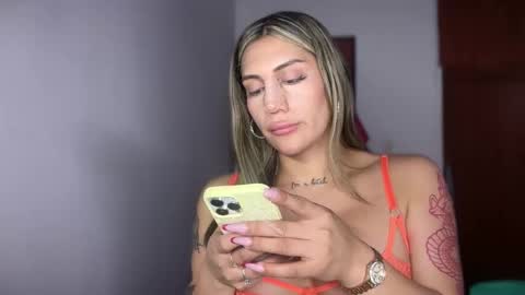 Snapshot of mia_mattel chatting on 05-01-26, 07:35 333 online show from 05-01-26, 07:35